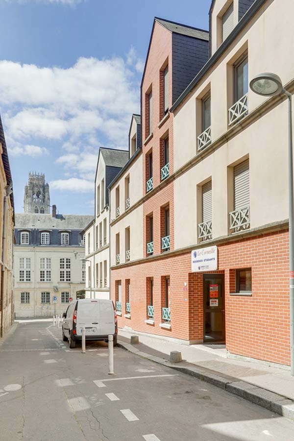 LOGIFAC résidence étudiante Corneille Rouen rue extérieure