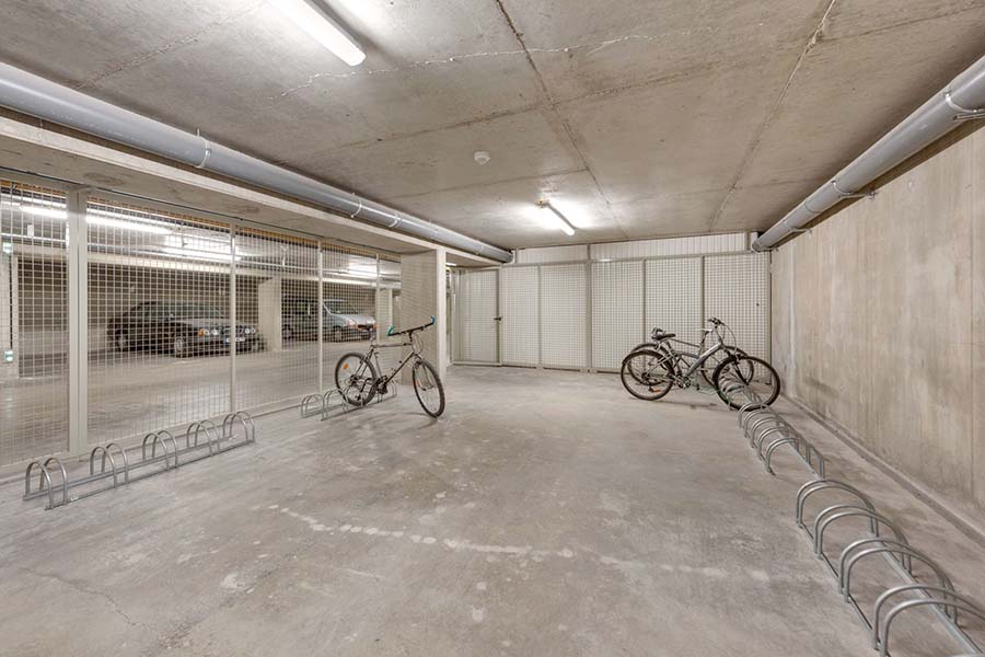 parking à vélos résidence étudiante LOGIFAC Courmont Pierre-Bénite